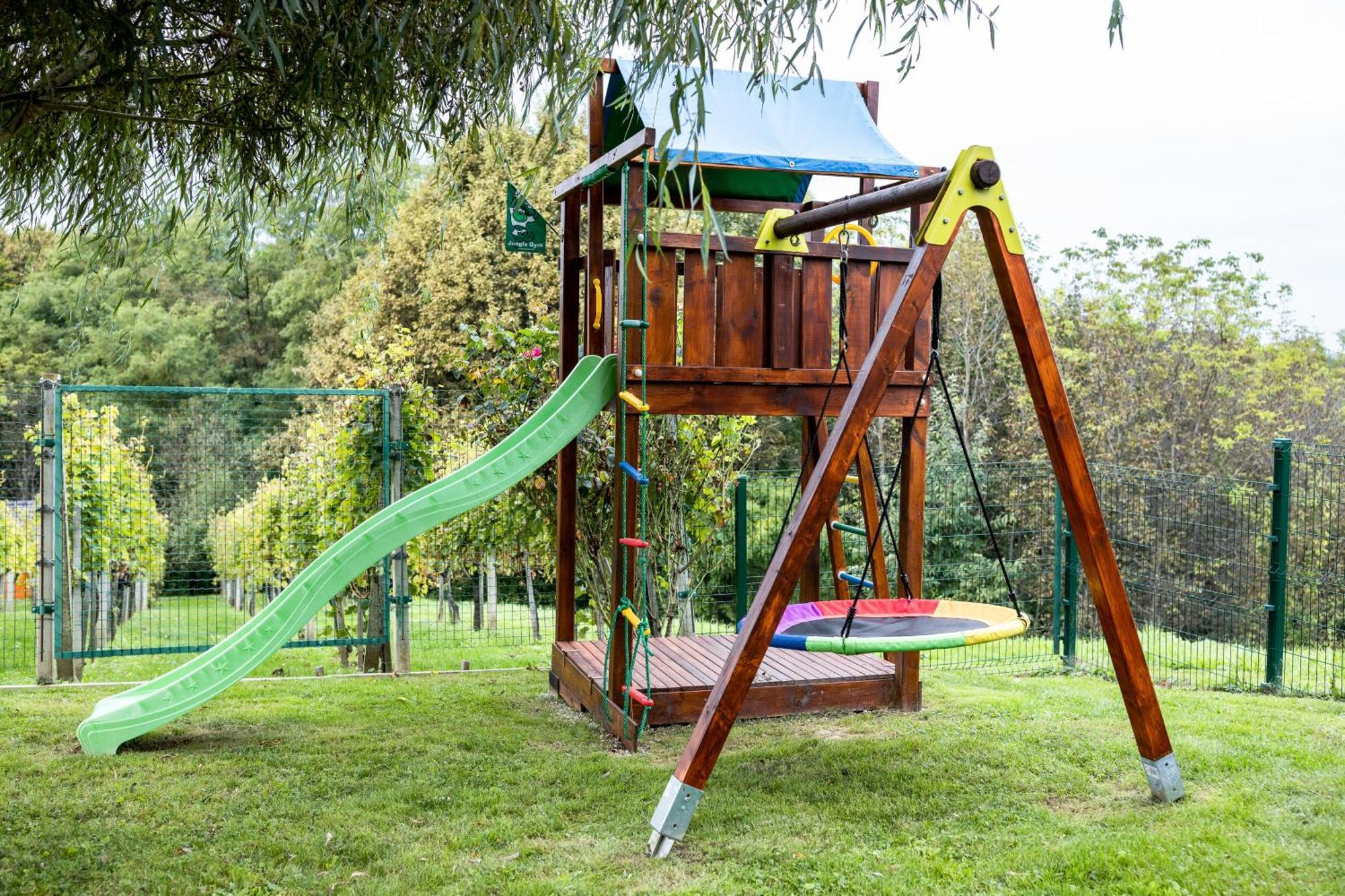 Holiday Home Vitis Selnica Exterior foto